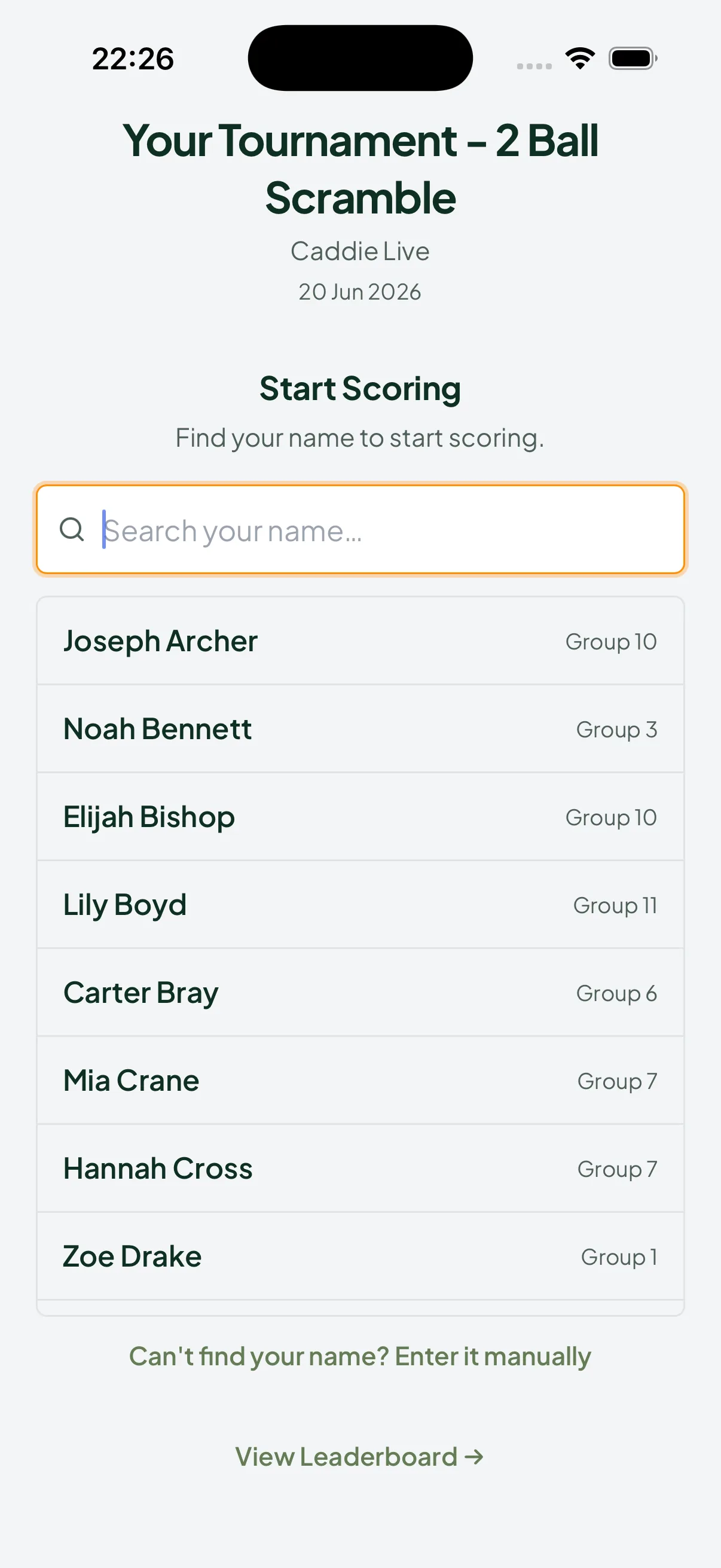 Giocatore che trova il proprio nome per iniziare a segnare un evento Caddie Live su iPhone
